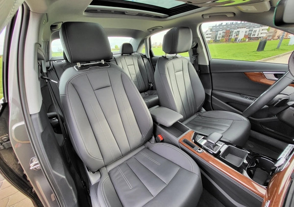 Audi A4 cena 140000 przebieg: 20641, rok produkcji 2022 z Tczew małe 379